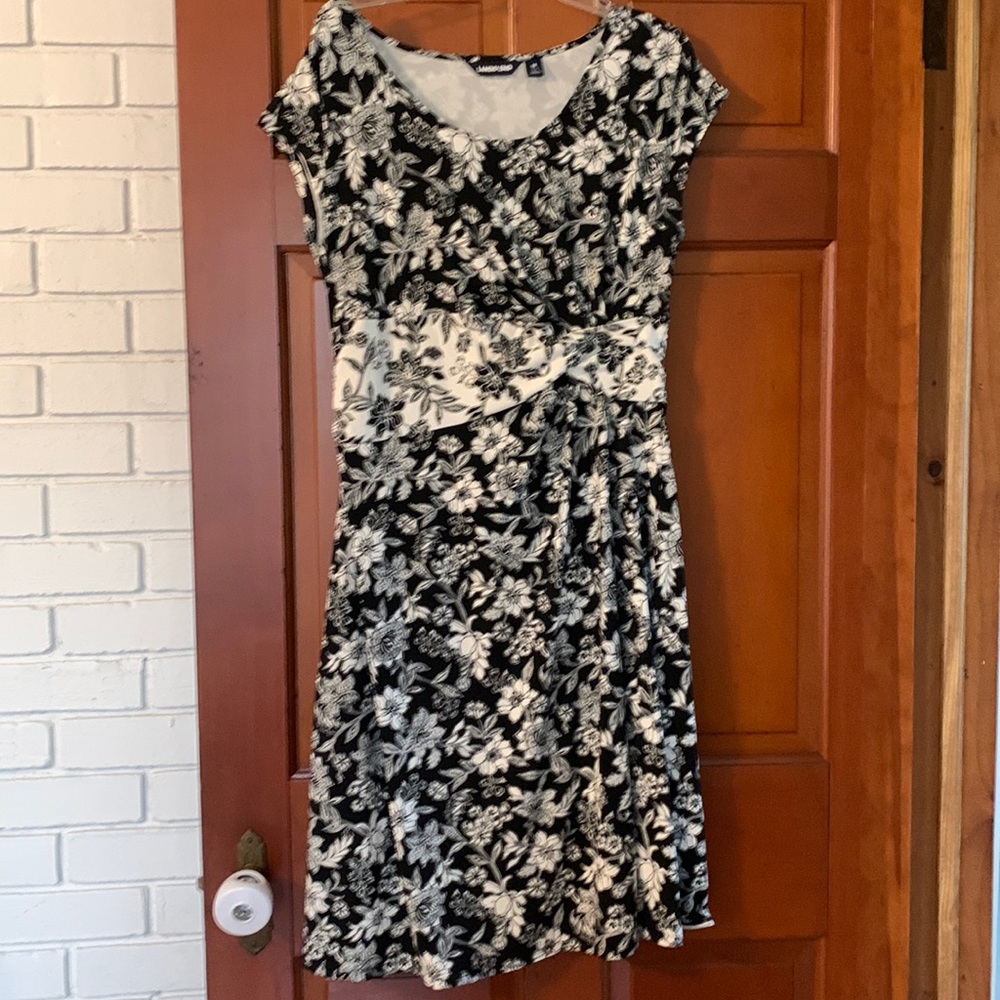 Lands End knit dress. A-line skirt. Size: Medium 10-12. Black with white print.